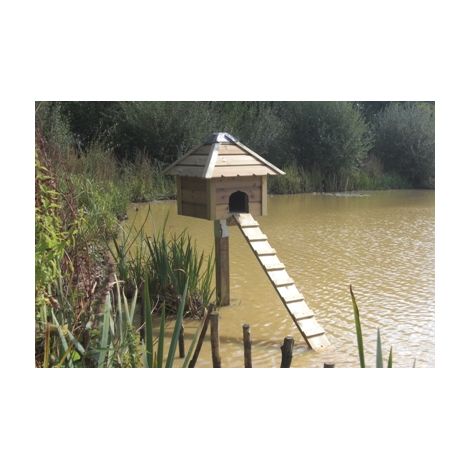 Waterfowl or Duck Nesting Box on post