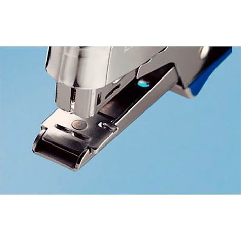 Leitz Pince agrafeuse 5545-00-33 capacité d'agrafage:15 feuilles (80 g/m²) bleu métal 1 pc(s) (1/5)