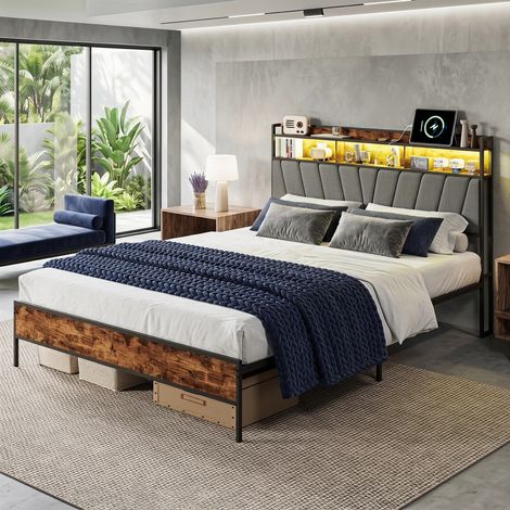Letto matrimoniale 140x200 cm con rete a doghe testiera imbottita LED e usb scaffale portaoggetti struttura in metallo e legno stile industriale - grigio (1/5)