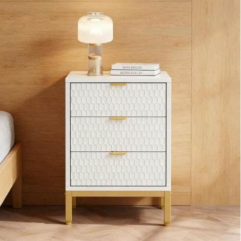 MEUBLIV Table de chevet blanche 3 tiroirs avec base en métal doré 50x40x65,5 cm (1/5)