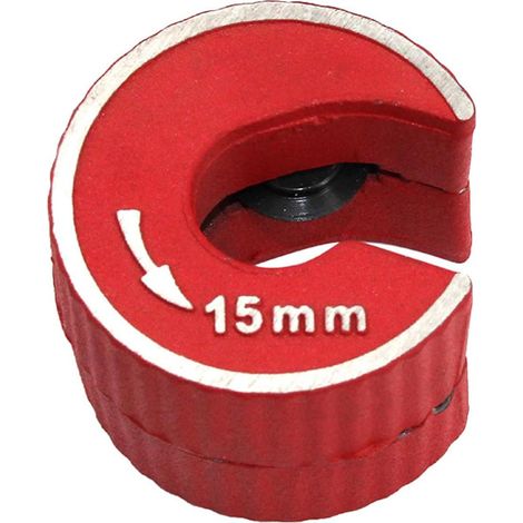 Tagliatubi per tubi in rame da 15 mm. Tagliatubi portatile professionale per il taglio di tubi.