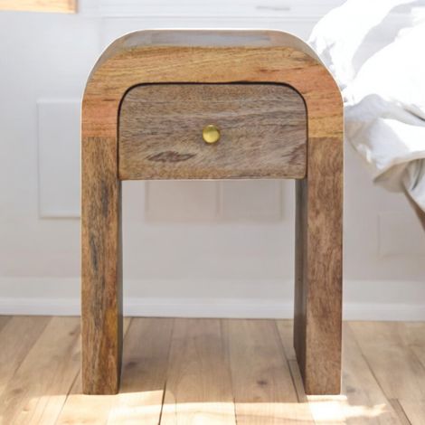 Table de chevet Mini Darcy aspect chêne en bois massif avec bords arrondis, 1 tiroir, Brun