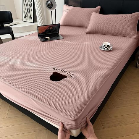 Surmatelas rafraîchissant été, protège-matelas effet frais, drap-housse lavable, évacuation de l’humidité, literie respirante pour lit une place et demi, rose (1/5)