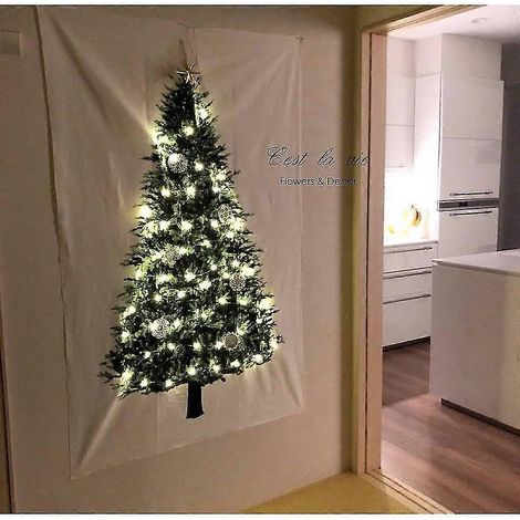 Décoration murale en tissu vert sapin de Noël (guirlandes lumineuses non incluses). (1/3)