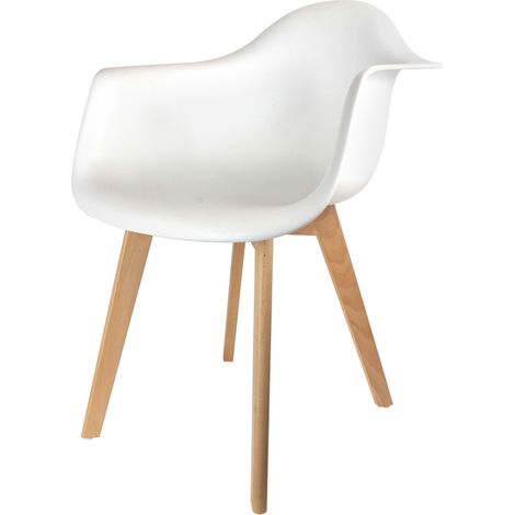 Fauteuil design scandinave à coque avec pieds en bois (1/5)