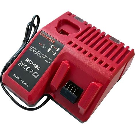 Le M12-18c remplace le chargeur double lithium-ion Milwaukee 12 V/18 V 3 A. (1/5)