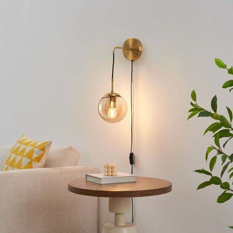 Kosilum – Applique murale dorée en verre avec interrupteur et câble noir – Globe ambré E27 – Pour salon et entrée – Assemblage simple (1/5)