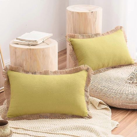 Lot de 2 housses de coussin décoratives en coton et lin uni avec franges, style champêtre, pour canapé, lit ou voiture (vert, 30 x 50 cm). (1/4)