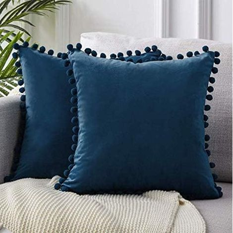 2 Pcs Housse de Coussin en Velours Taie d'oreiller Decorative Taie d'oreiller Boule de Fourrure de Couleur Pure Super Doux Maison Salon Chambre pour Canapé Taie d'oreiller (Marine)