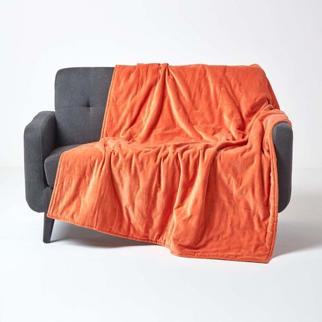 HOMESCAPES Burnt Orange Velvet Quilted Throw, 150 x 200 cm