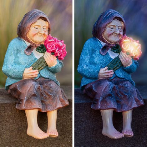 Solar LED Garden Ornament – Outdoor Resin Grandmother Statue for Patio & Garden Décor for Mum, Birthday or Housewarming (1/5)