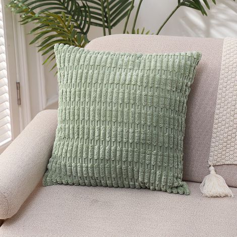 Set aus 2 salbeigrünen Cord-Kissenbezügen 45x45 cm, superweich, mit verdecktem Reißverschluss, für Sofa, Schlafzimmer, Sessel. (1/5)