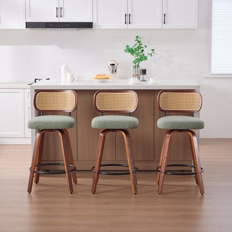 Lot de 3 tabourets de bar 66 cm, pivotants à 360°, dossiers en cannage synthétique, bois courbé noyer, assises rembourrées en lin, repose-pieds métal (1/5)
