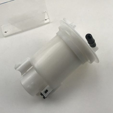 1 Farbe: Weiß Material: Kunststoff Kraftstofffilter MN158345 Geeignet für drei... (1/5)