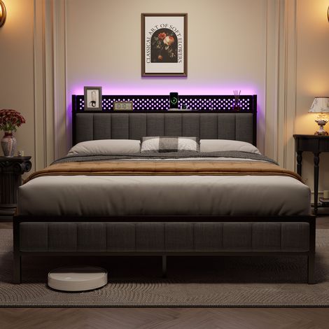 Letto in metallo nero 140x200 cm con testiera imbottita e ripiani portaoggetti (1/5)