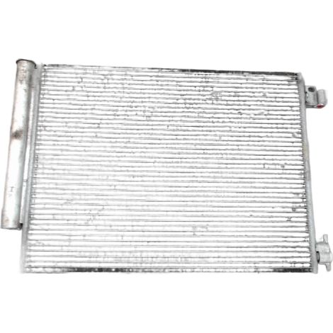 [PRODUIT D'OCCASION] Condenseur Climatisation DACIA Sandero ♻️ Ref Oe. 921006843r - Garantie à vie (1/5)