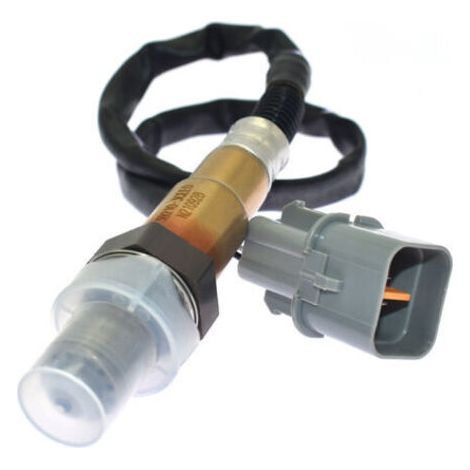 Oxygen sensor 39210-3CEE0, automotive oxygen sensor suitable for Hyundai/Kia exhaust systems 392103CEE0.--DTEKGAZ (1/5)