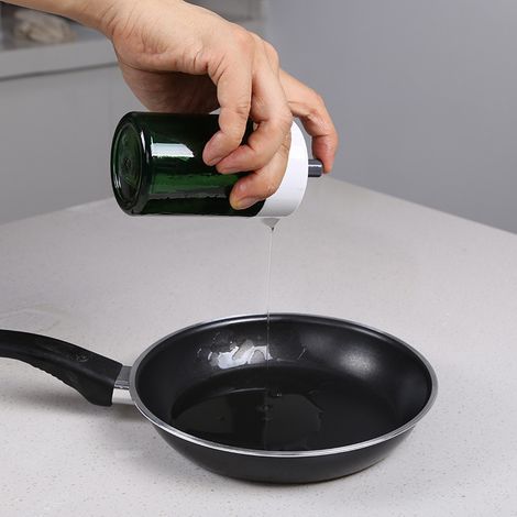 Condiment Container with Silicone Brush for Grill Kitchen (Green) (1/3)