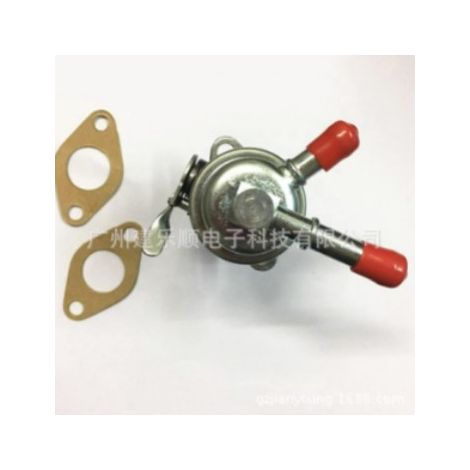 La pompe à carburant 1G896-52030 est compatible avec les tracteurs Kubota L3200DT, L3200H et L3400DT. (1/4)