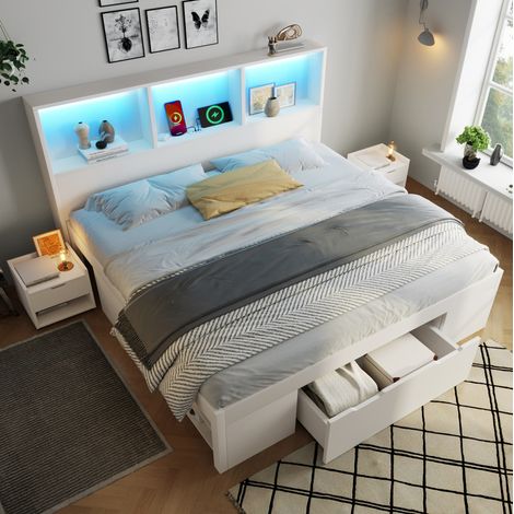 Letto matrimoniale 140x200 cm con LED, USB e Type-C, 2 comodini mobili, contenitore, struttura in legno bianco (1/5)