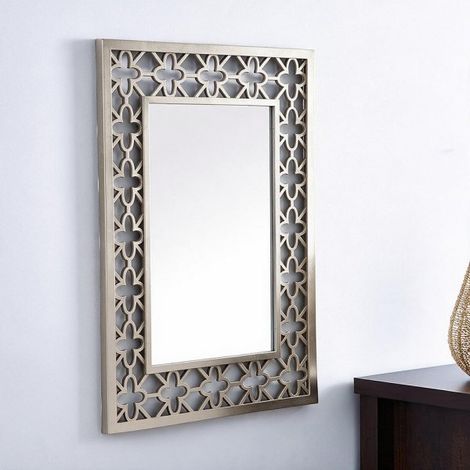 Specchio Decorativo Rettangolare MRHW8903 da Parete 48x67 cm Champagne con Cornice Traforata a Quadrifoglio