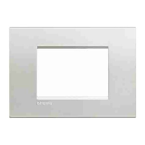 BTILNA4803AG Placca quadra Livinglight 3 moduli