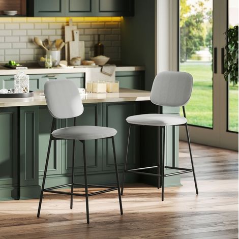 Tabouret de bar en polyester gris clair avec dossier, repose-pieds et structure en acier (1/5)