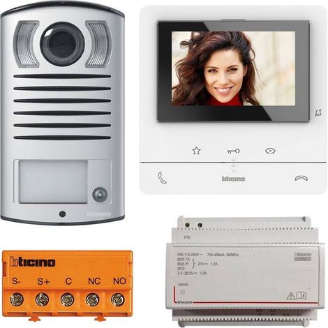 Bticino – Kit vidéo mains libres 2 fils – Interphone avec caméra couleur 5" – Panneau boutons IK07 – Installation murale ou sur bureau