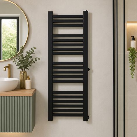 Stano. – Radiateur sèche-serviettes eau chaude 115 x 44 cm – Acier noir mat RAL 9005 – Tubes rectangulaires horizontaux – Puissance 307 W (1/5)