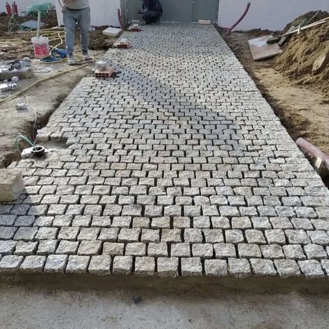 Adoquines Granito gris rústico / Big bag ±10 m² (± 760 uds.) / 10x10x5/7 cm / Gris