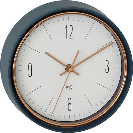 TFA DOSTMANN PENDULE ANALOGIQUE 60.3547.20 HORLOGE MURALE RADIO-PILOTÉE EN MÉTAL AVEC AIGUILLES CUIVRÉES VERT PÉTROLE (1/3)