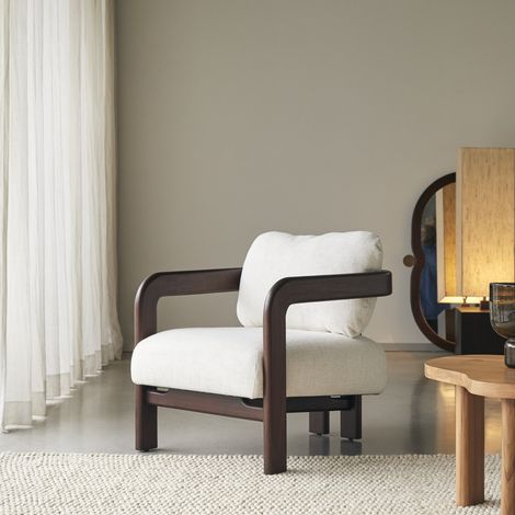 Fauteuil en bois de mindi massif et tissu bouclé écru Charlie, 1 place (1/5)