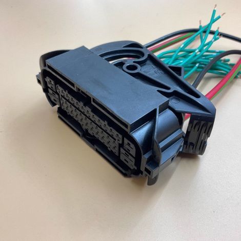 Wiring harness for automotive connector 2112314-6 with 37 pins (1/4)