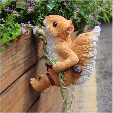 Estatuas de decoración para exteriores de Tigrezy, estatuas de jardín con columpio de animales, lindas ardillas de resina para paisajes al aire libre colgantes (1/5)