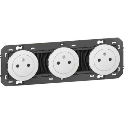 LEGRAND 600333 PRESA TRIPLA PRESA 2P+T SUPERFICIE DOOXIE, 16A, PR C BL ES, FINITURA BIANCA