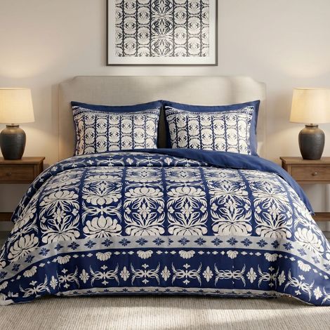 Parure housse de couette 260x240cm + 2 taies motif fleurs bleu et blanc 100% coton - LIZIO (1/4)