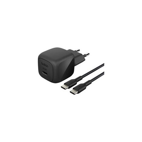 Chargeur pour téléphone mobile Belkin secteur USB C 45W, avec câble d un mètre USB C vers USB C inclus, noir. (1/5)