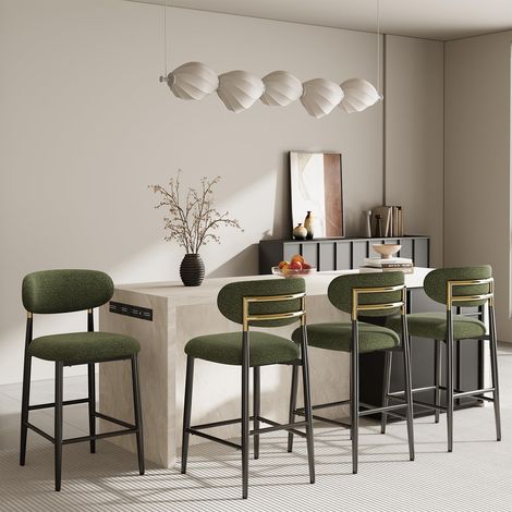 Tabouret Bar Lot de 4, Chaise de Bar avec Dossier Enveloppant et Mousse Haute Densité, Pieds en Métal Noir et Détails Dorés, Convient aux Cuisines, Cafés et Bars, Vert (1/5)