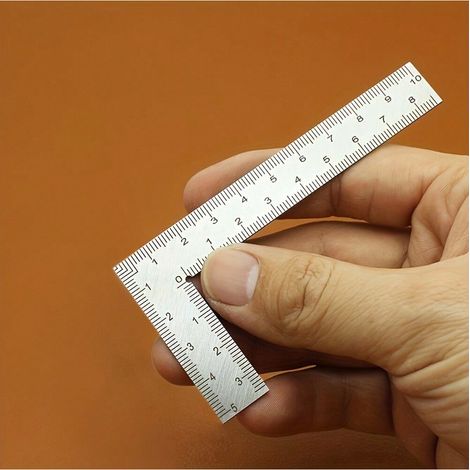 1pc Règle d'angle multifonction renforcée en acier inoxydable, mini carrée, en forme de L, double face, à haute précision, pour le design du cuir. (1/4)