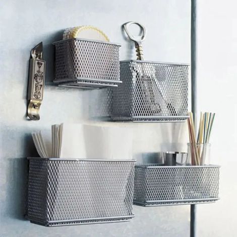 Lot de 4 paniers de rangement magnétiques résistants pour réfrigérateur, paniers en fil de fer barbelé avec ventouse pour tableau blanc, organisateur pour la maison (1/4)