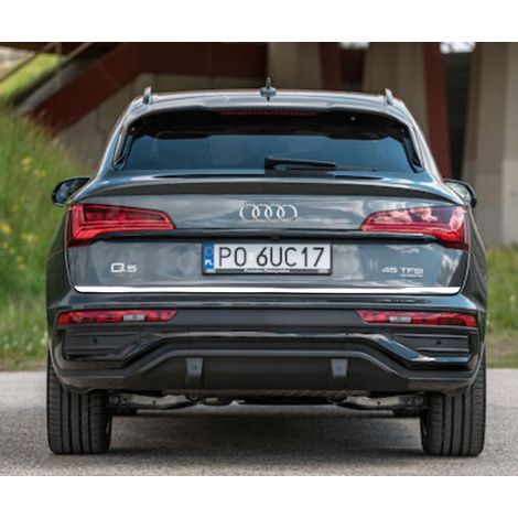 Finitura cromata per il portellone posteriore dell'Audi Q5 Sportback 2020+ (1/3)