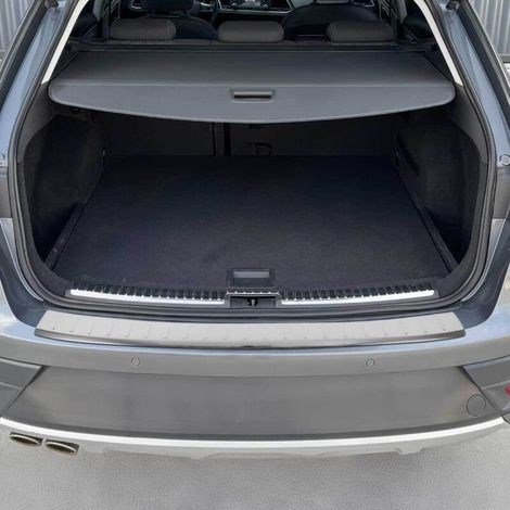Protection seuil Coffre Pare-Chocs Compatible avec Seat Leon Break 2014-2020 Acier INOX