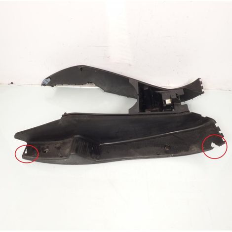 [PRODUIT D'OCCASION] Marche pied origine pour scooter Yamaha 125 Majesty 2003 à 2006 (1/5)
