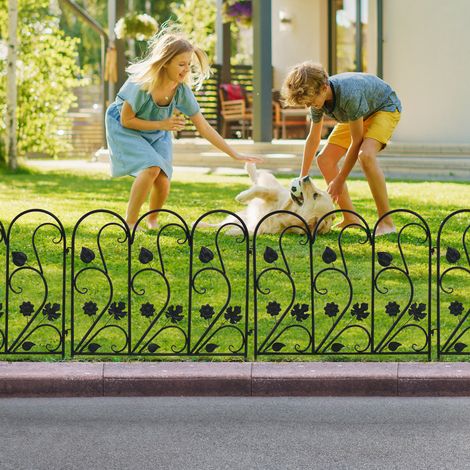 Set of 5 Steel Garden Lawn Edging, Path and Border Fence Panels (59cm x 62cm) (1/5)