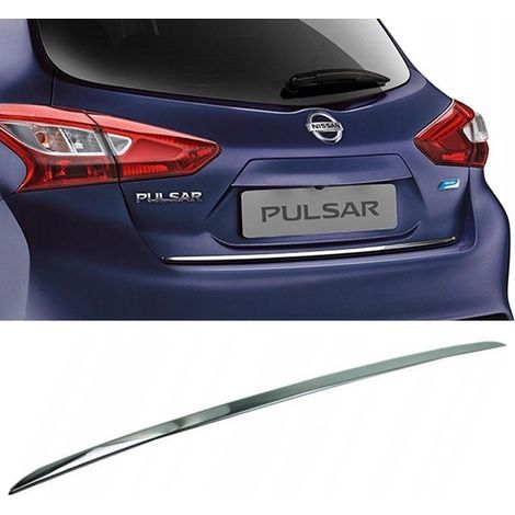 Nissan Pulsar - Embellecedor cromado del portón trasero (1/5)