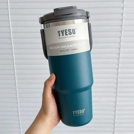 Mug isotherme en acier inoxydable (bleu, 600 ml), double paroi isolante pour boissons chaudes et froides, idéal pour la voiture et les voyages. (1/3)