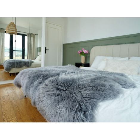 Alfombra triple grande de piel de oveja color beige Lana auténtica Suave y acogedora Manta natural de piel auténtica 162 x 117 cm Alfombra decorativa natural muy gruesa (1/5)