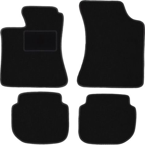 Tapis en velours noir pour : Volvo 440 / 460 berline (1988-1996) (1/5)