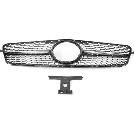 Mercedes-Benz W204 (2007-2014) mit schwarzem Sterngrill (übergroß) (1/5)