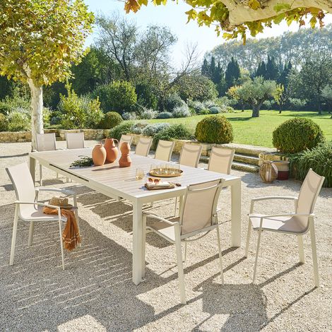 Hesperide – Table de jardin extensible 14 places – Aluminium teinté avec plateau lattes effet bois – Rallonge automatique et pieds ajustables (1/5)